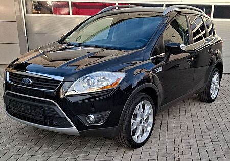 Ford Kuga 2,0 TDCi 4x4 Titanium AHK NAVI Xenon PDC