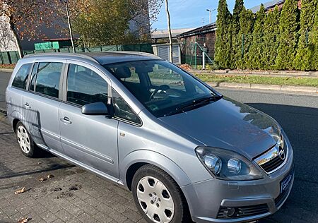 Opel Zafira 2.2 Scheckheft Automatik AHK TÜV NEU