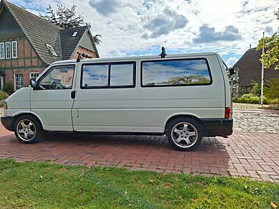 Volkswagen T4 Transporter / Multivan lang 1.9 TD