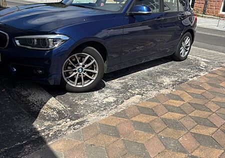 BMW 116i Advantage Advantage