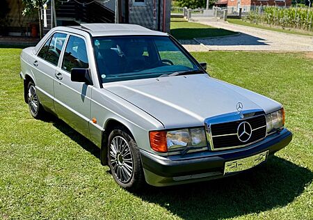 Mercedes-Benz 190 E 2.3 Benzin
