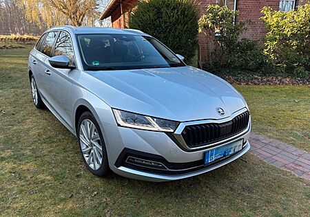 Skoda Octavia 1.5 TSI ACT STYLE COMBI STYLE - TOP