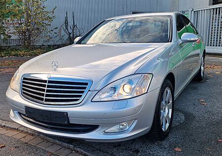 Mercedes-Benz S 350 S -Klasse Lim350* Navi *1 Hand *Leder * Tüv Neu