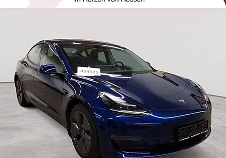 Tesla Model 3 Langstreckenbatt. Allradantrieb