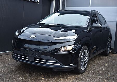 Hyundai Kona 39Kwh Comfort 136Pk *Navi/Clima/Camera/Stoe