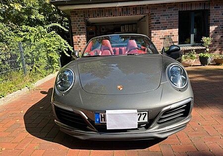 Porsche 991 Carrera 4S Cabriolet Carrera S