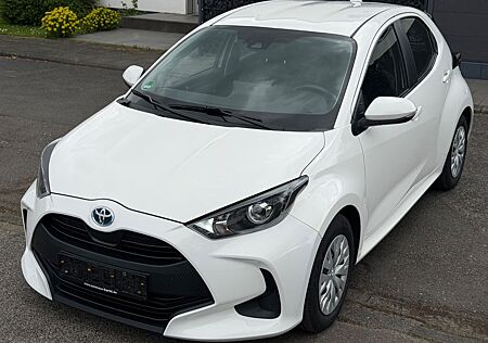 Toyota Yaris Hybrid Business Edition*Navi,Garantie02/27