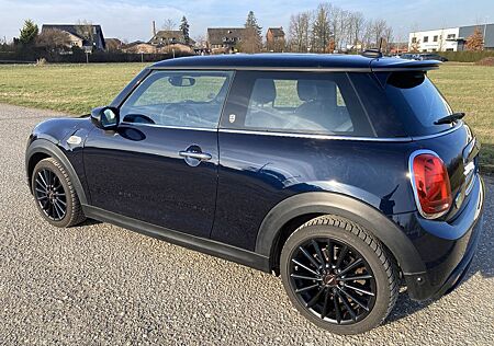 Mini Cooper SE Trim XL Trim XL incl. JCW Alu/Winterr.