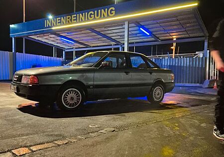 Audi 80
