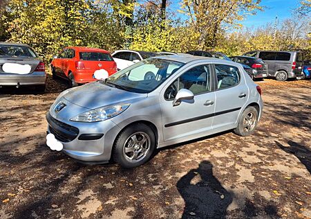 Peugeot 207 Filou 95 VTi Filou