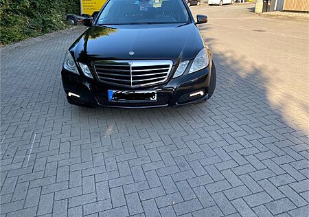 Mercedes-Benz E 350 CDI T BlueEFFICIENCY AVANTGARDE AVANTGARDE