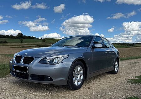 BMW 530i Automatik HUD, Komfortsitze, Xenon