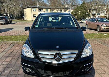Mercedes-Benz B 180 Automatik