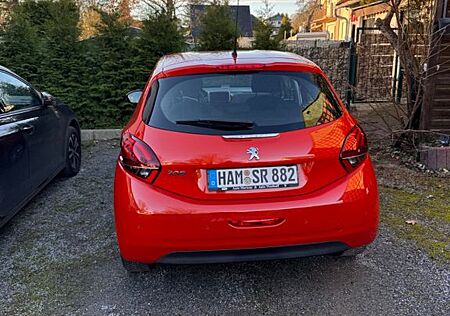 Peugeot 208 1.2 Active PureTech 82 STOP & START Active