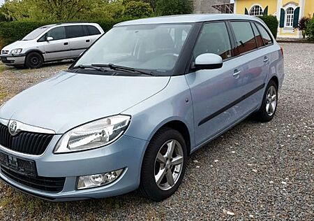 Skoda Fabia 1.2l TSI 77kW Style Edition Combi Styl...