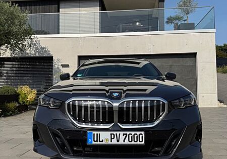 BMW 520d xDrive, M-Paket, Travelpaket, Driv.ass.plus