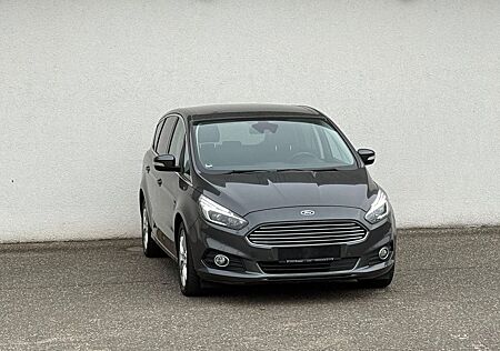 Ford S-Max 2.0 TDCI Titanium/XENON/NAVI/7.SITZER/SHZ