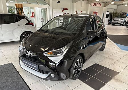 Toyota Aygo (X) -play Team Deutschland