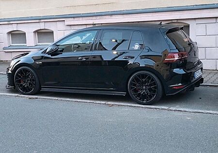 VW Golf Volkswagen 2.0 TSI 4MOTION BMT R R