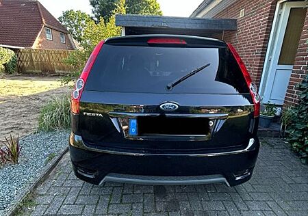 Ford Fiesta 1,4 16V Black Magic Black Magic