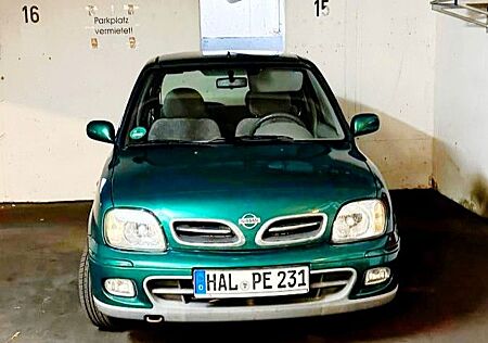Nissan Micra 1.4i top Vollausstattung