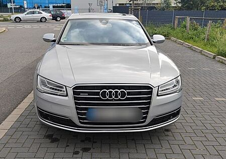 Audi A8 3.0 TDI clean diesel tiptronic quattro -