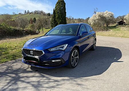 Seat Leon 1.4 e-HYBRID Xcellence DSG Sportstourer...