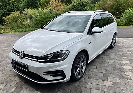 VW Golf Volkswagen R-Line Optik 1.5 TSI Variant Highline
