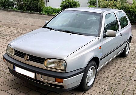 VW Golf Volkswagen 3 1.8l GL H-Zulass. ORIGINAL 22tkm Sammler
