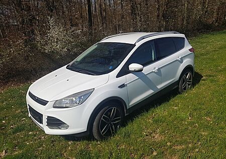 Ford Kuga 1,6 DM 2 Benzin 2014 Anhängerkupplung