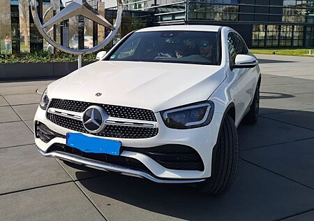 Mercedes-Benz GLC 220 d 4MATIC Coupé - AMG line - 1. Hd.