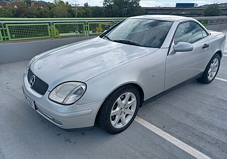 Mercedes-Benz SLK 200 -