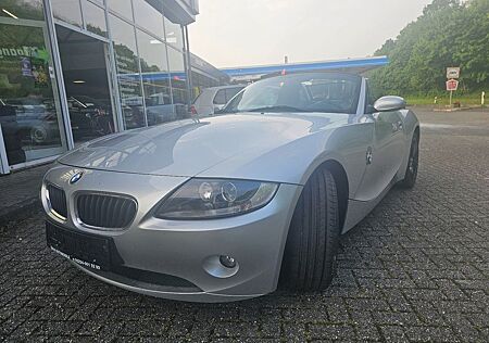 BMW Z4 Roadster 2.2i / 6 Zyl. / 170 PS Autom.