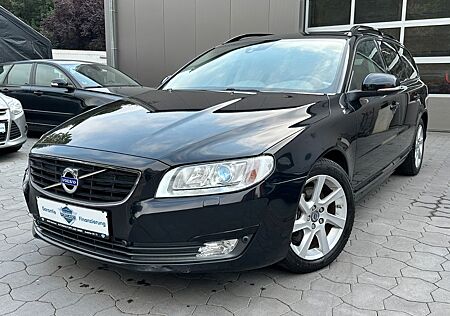 Volvo V70 D3 2.0 Kombi Black Edition 5 Zylin/Sitzklima