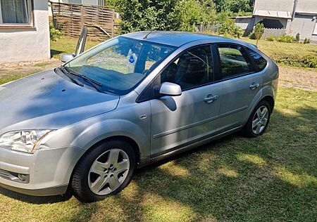 Ford Focus 1.6 Ambiente Ambiente