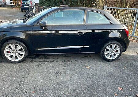 Audi A1 1.2 TFSI /Top Zustand/ Steuerkette neu