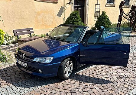 Peugeot 306 Platinum 2.0 Cabrio mit Charakter