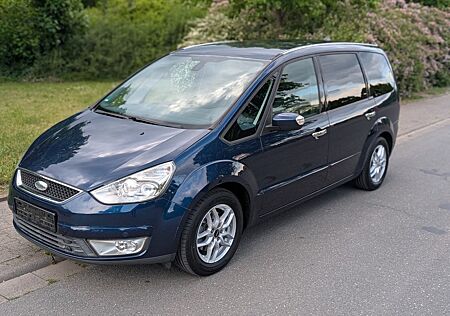 Ford Galaxy 2,0 Flexifuel Trend Kurvenlicht AHK