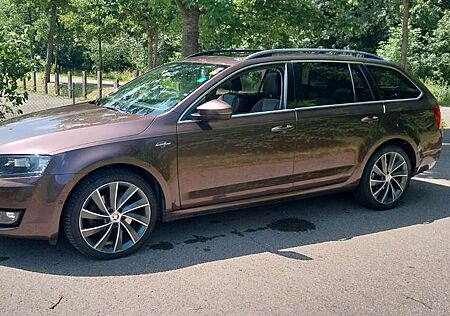 Skoda Octavia 2.0 TDI DSG 4x4 L&K Combi L&K