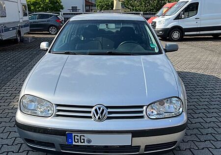 VW Golf Volkswagen 4, 1.4 Basis mit neuem TÜV & Winterreifen
