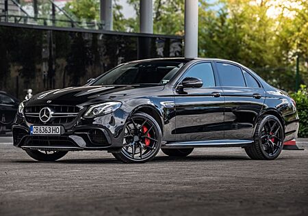 Mercedes-Benz E 63 AMG Mercedes-AMG E 63 S 4MATIC+ Autom. ...