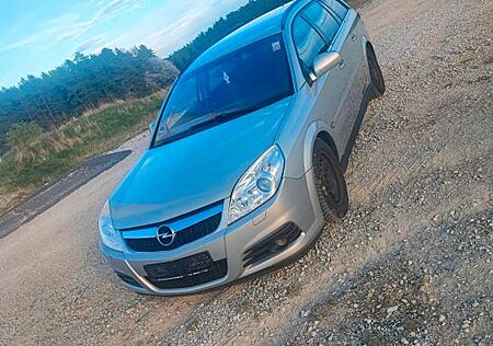 Opel Vectra Caravan 1.9 CDTI 110kW -