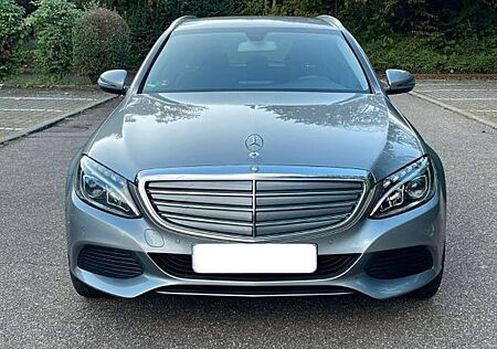 Mercedes-Benz C 220 d 4MATIC T AVANTGARDE Autom. AVANTGARDE