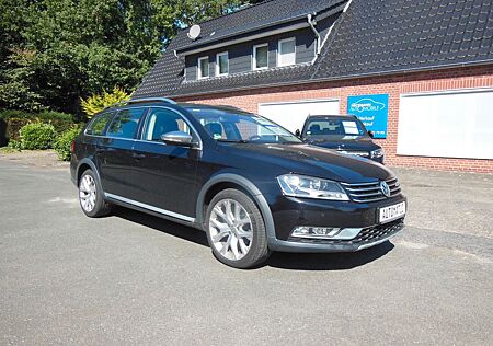 VW Passat Alltrack Volkswagen TDI DSG 4M AHK/PANO/LEDER/R-KAM