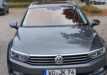 VW Passat Variant Volkswagen 2.0 TDI BMT Highline Variant ...