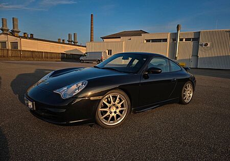 Porsche 996 Carrera 4 Coupé Carrera