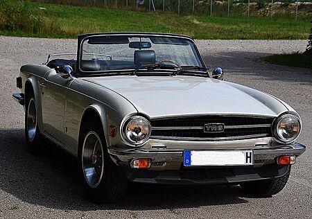 Triumph TR6