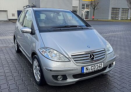 Mercedes-Benz A 200 ELEGANCE Elegance