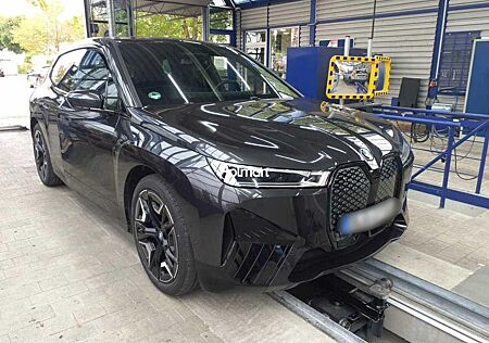 BMW iX xDrive40 76,6 kWh Sport Live Cockp. Plus H/K