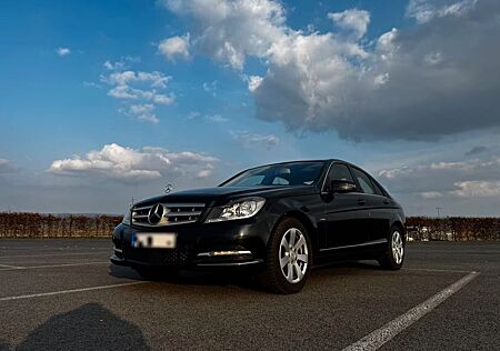 Mercedes-Benz C 250 BlueEFFICIENCY AVANTG. Autom. AVANTGARDE